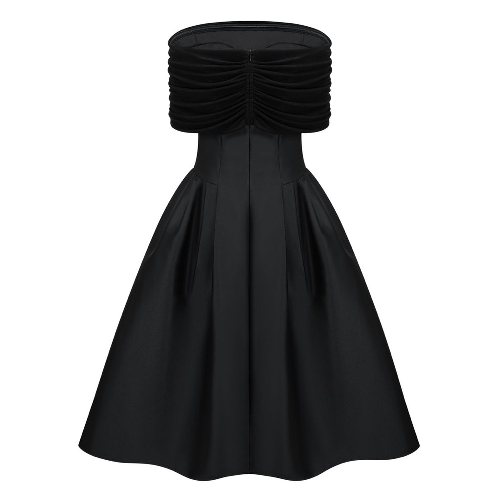 Chic Strapless Black Dress - Picture 5 of 7